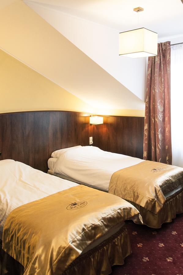 Hotel Kalchem Brzozie 外观 照片