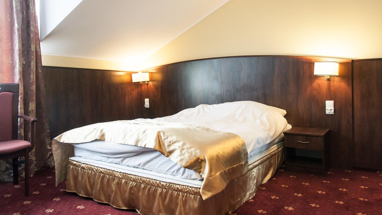 Hotel Kalchem Brzozie 外观 照片